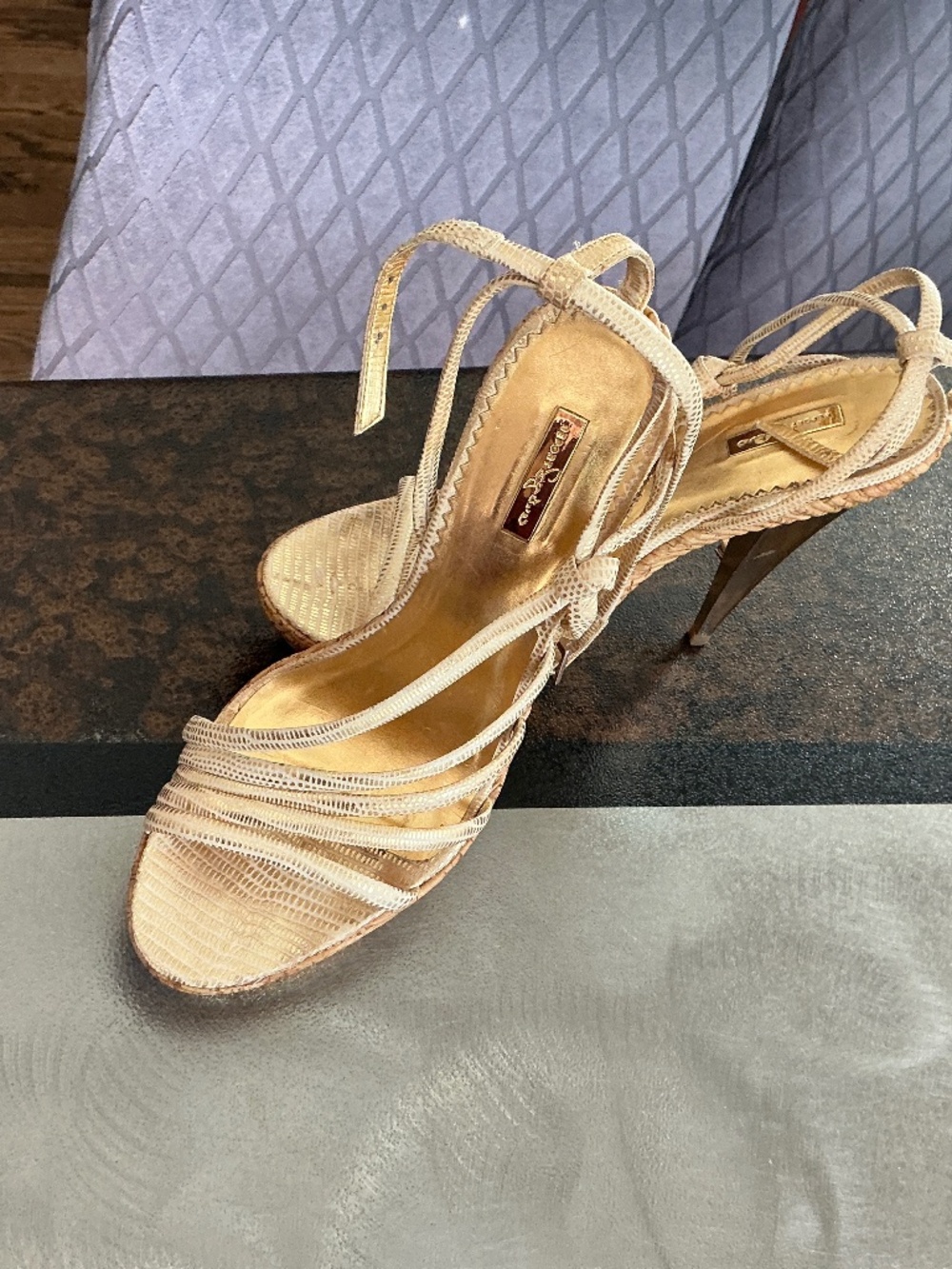 Women shoes